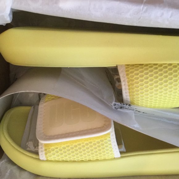 UGG LA Light Slide - Women Size 7 - Picture 7 of 7